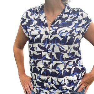 Anthropologie Blue and White Bird Print Button Up Blouse - Women Size M